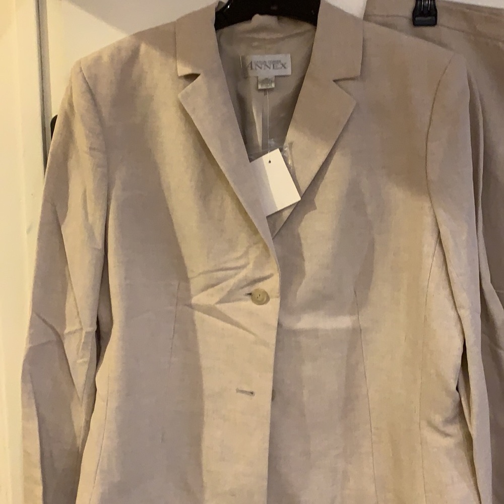Linen pant suit - Picture 2 of 3